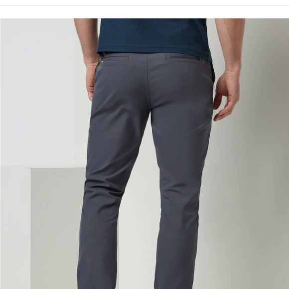 Vuori Cascade Tech Chino mens Pants smoked Beryl (gray)  color 33 x 30 - Picture 3 of 13